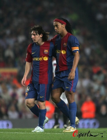 巴萨球衣的 巴萨球衣的