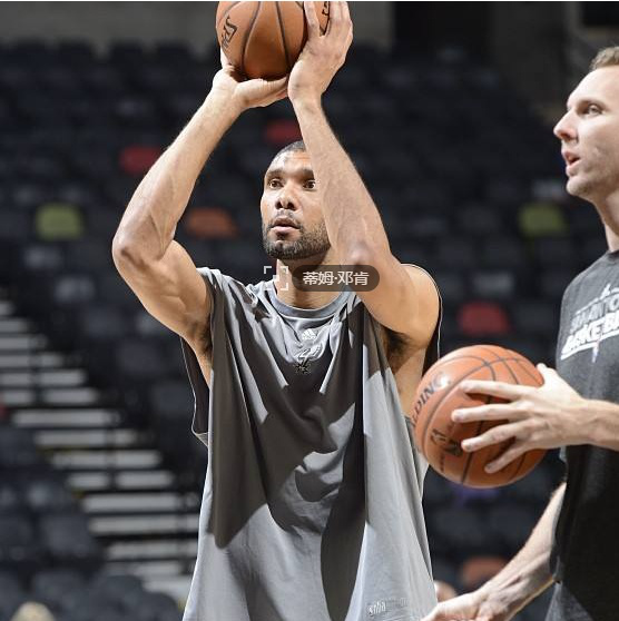 岁依然坚持 岁依然坚持