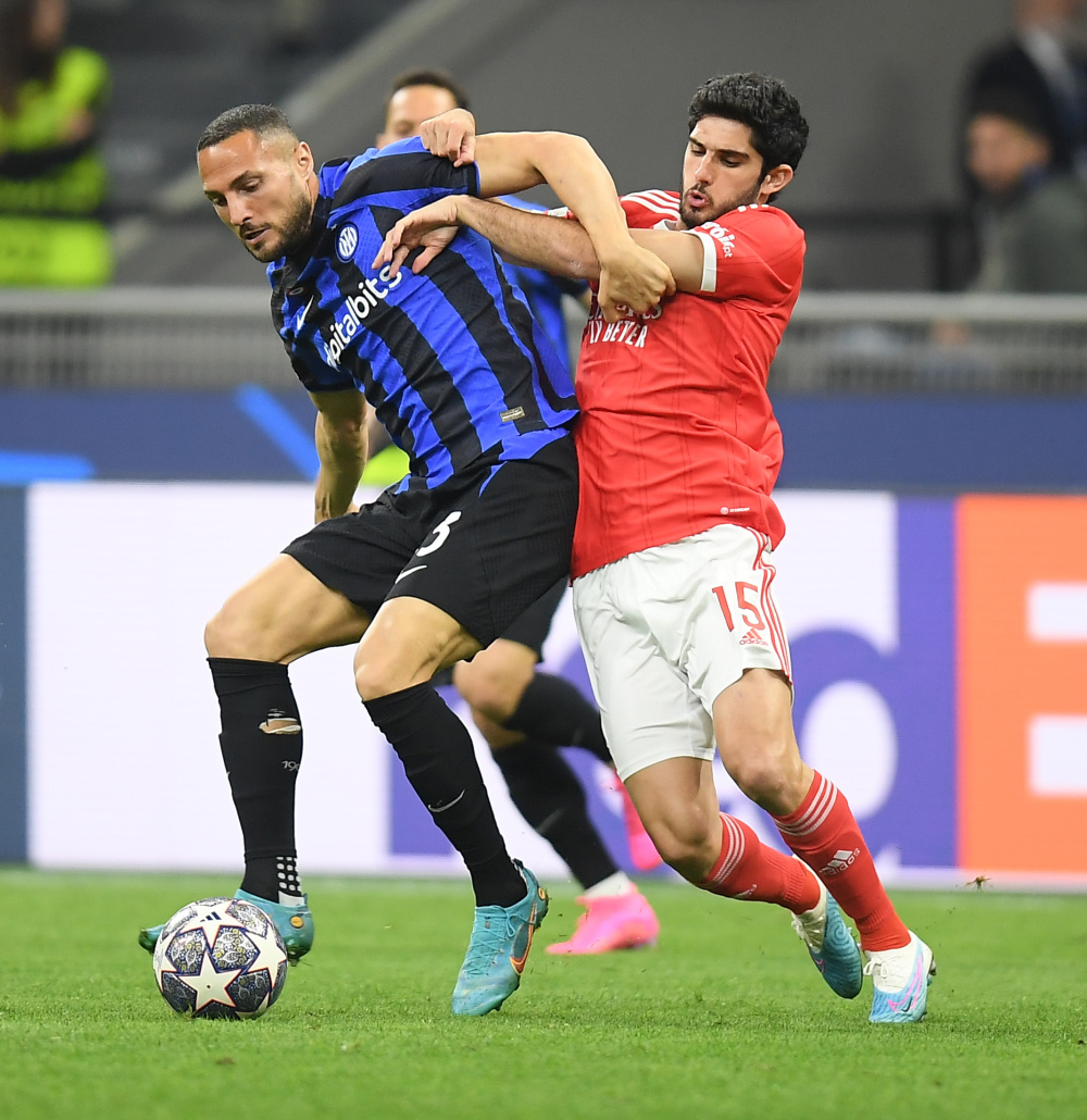 双掩护创造 双掩护创造