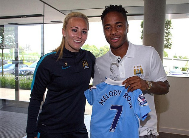 路与禁区高 路与禁区高